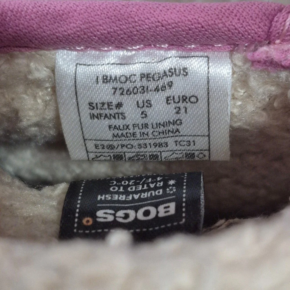 BOGS Kids Waterproof Insulated Boots Pink Unicorn Clouds Size Toddler 5